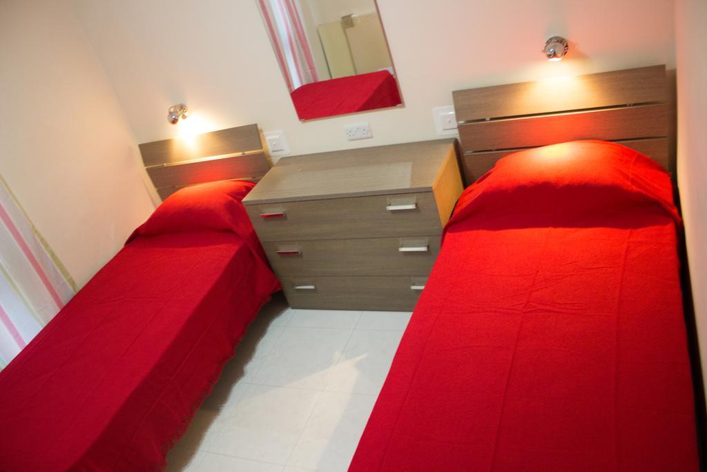 Apartment Triq Is-Silla Marsaskala Quarto foto